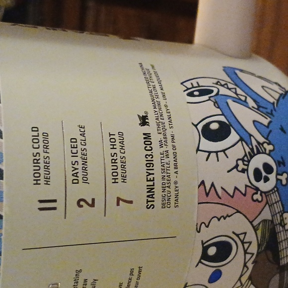 Stanley Tumbler with Labubu Monster - Picture 9 of 9